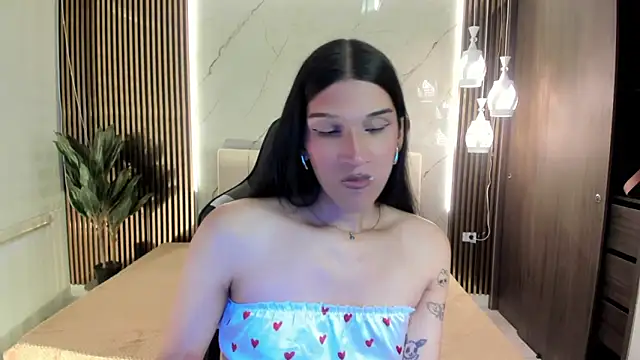 Bianca baldwin  online show from 12/13/25, 08:47