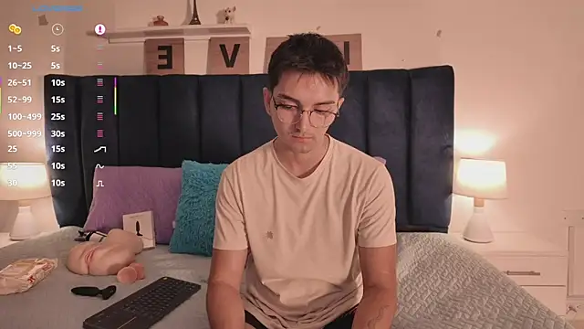 Archie 77 online show from 02/25/26, 03:16