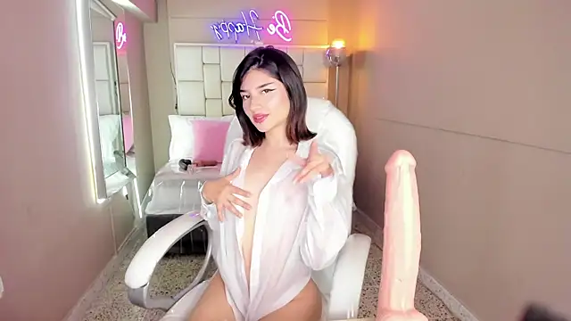 Claireuwu1 online show from 02/06/26, 07:17