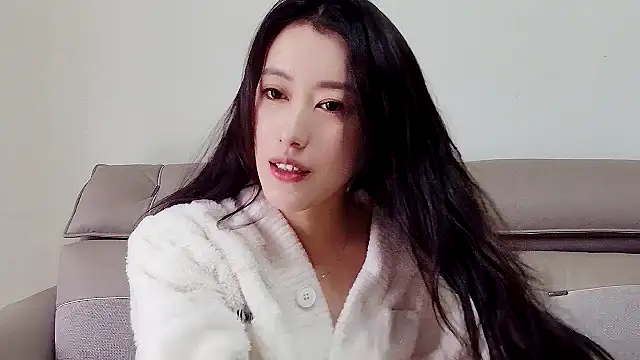 Snapshot of TXMIT chatting on 01/19/26, 06:50 TXMIT online show from 01/19/26, 06:50