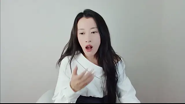 Snapshot of TXMIT chatting on 02/21/26, 03:02 TXMIT online show from 02/21/26, 03:02