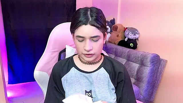 bonnieTaylor1 online show from 01/15/26, 07:39