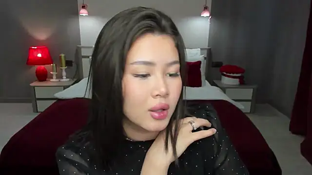 Snapshot of Brunette_Charm chatting on 05/10/26, 11:48 Brunette Charm online show from 05/10/26, 11:48