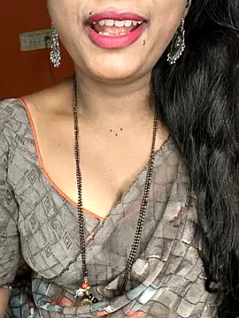 Snapshot of Rachu_love chatting on 07/06/26, 05:37 Rachu love online show from 07/06/26, 05:37