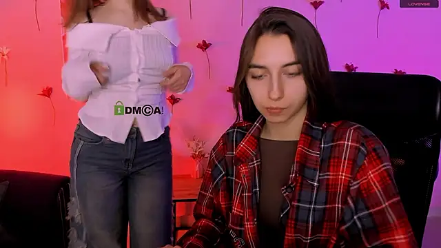 Snapshot of mila_firee chatting on 03/06/26, 10:01 mila firee online show from 03/06/26, 10:01