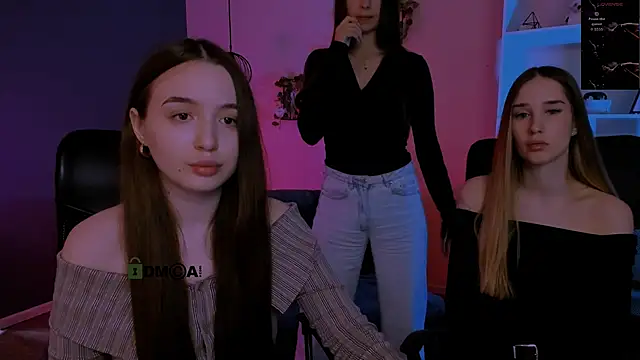 mila firee online show from 03/27/26, 10:04