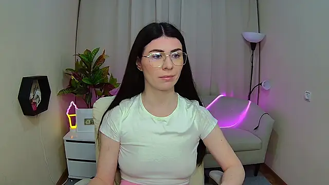 MilaSecret55 online show from 04/28/26, 07:02