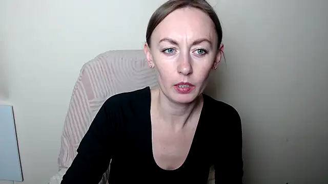 LiaSeass  online show from 04/01/26, 12:06