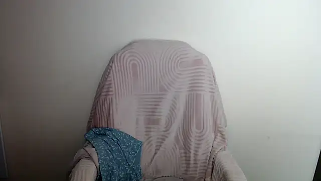 Snapshot of LiaSeass_ chatting on 05/02/26, 12:32 LiaSeass online show from 05/02/26, 12:32