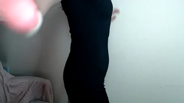Snapshot of LiaSeass_ chatting on 05/18/26, 12:55 LiaSeass online show from 05/18/26, 12:55