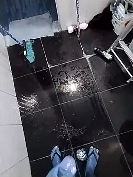 Snapshot of kaspzl chatting on 12/21/25, 08:21 kaspzl online show from 12/21/25, 08:21