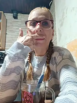 cari75 online show from 05/11/26, 03:34