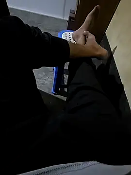 SHARIF12123 online show from 04/14/26, 04:35