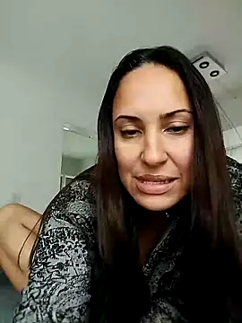 Snapshot of Fatisexy88 chatting on 05/06/26, 02:33 Fatisexy88 online show from 05/06/26, 02:33