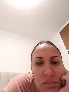 Snapshot of Fatisexy88 chatting on 05/16/26, 03:25 Fatisexy88 online show from 05/16/26, 03:25