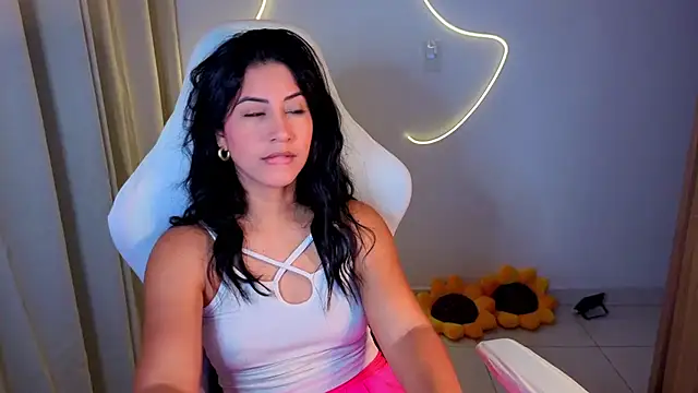 chloebum  online show from 01/19/26, 11:03