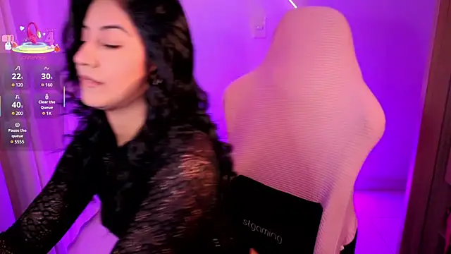 chloebum  online show from 04/04/26, 10:57