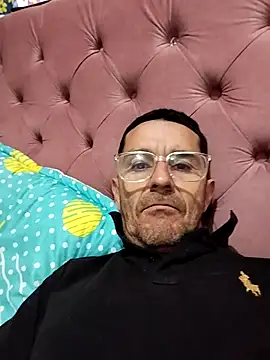 Maxhot3108 online show from 03/04/26, 07:31