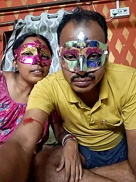 Mr-Mrs-couple online show from 03/22/26, 06:44