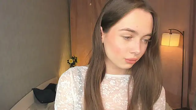 YvonneRobes online show from 04/03/26, 08:07