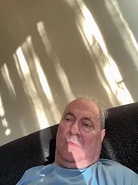 csikar online show from 04/20/26, 04:43