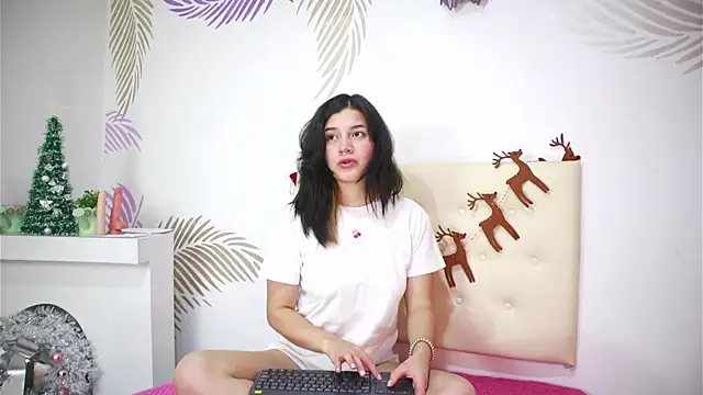 AlexiaClark7 online show from 12/14/25, 03:23