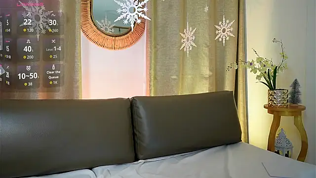 AlexiaClark7 online show from 12/22/25, 07:44