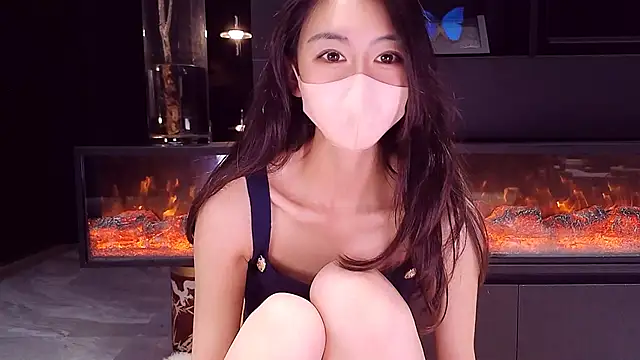 Snapshot of Anan-077 chatting on 07/18/26, 04:33 Anan-077 online show from 07/18/26, 04:33