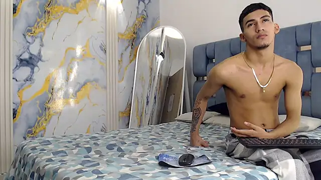 DIAMOND BLACKS online show from 04/12/26, 07:35