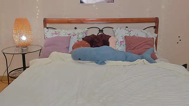 miya soft online show from 02/24/26, 01:25