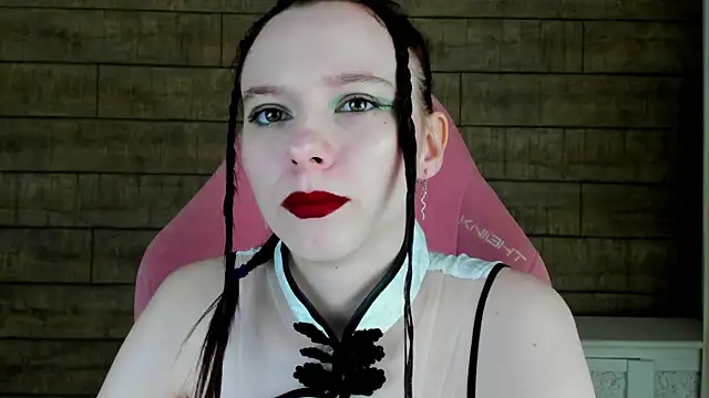 ArinaKubrick online show from 06/19/26, 04:33