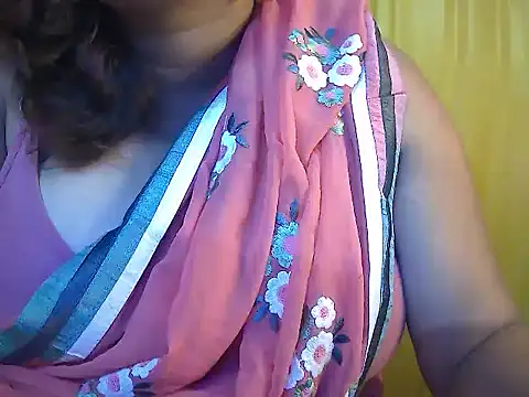 MISTI KOLK online show from 04/21/26, 07:58