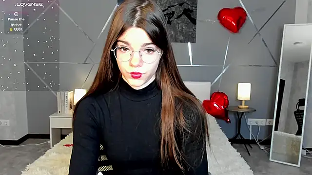 miss  evelyne online show from 02/18/26, 01:01