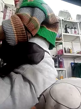 SARA6926969 online show from 02/10/26, 06:28