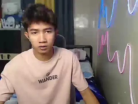 Ur hottestjonny online show from 06/17/26, 10:43
