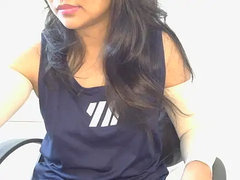 Cristina love69 online show from 05/01/26, 10:53