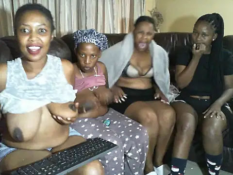 Caramel-goddess18 online show from 03/06/26, 12:34