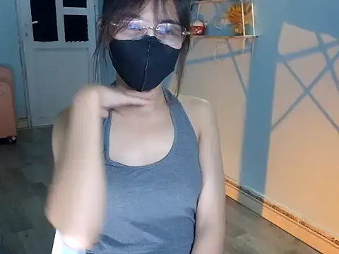 Chichi 86 online show from 06/20/26, 04:32