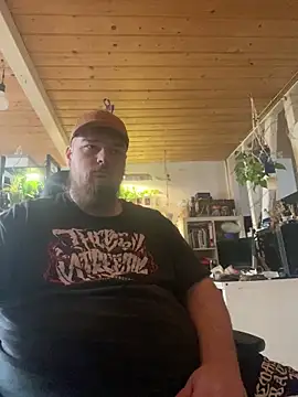 YoursxTruly online show from 01/15/26, 11:04