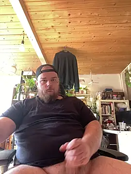 YoursxTruly online show from 02/18/26, 11:06