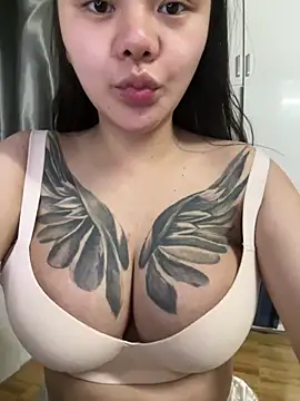 leo-kitty online show from 01/31/26, 07:11