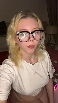 MonaNoire online show from 02/18/26, 09:11