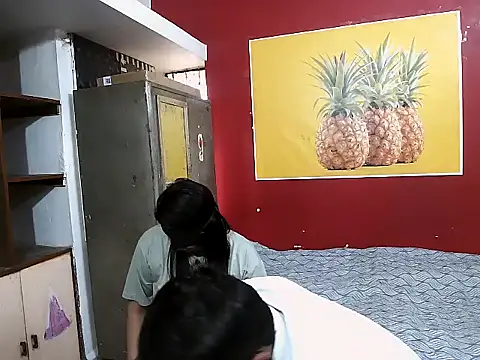 Lovelycouple25 online show from 02/02/26, 07:18