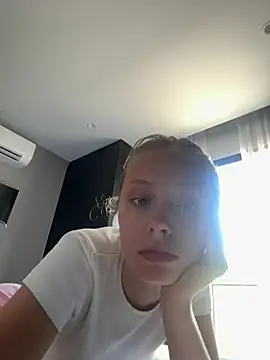 SunnyShiney online show from 02/24/26, 09:40