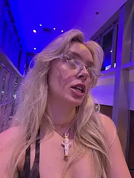 SunnyShiney online show from 05/02/26, 01:49