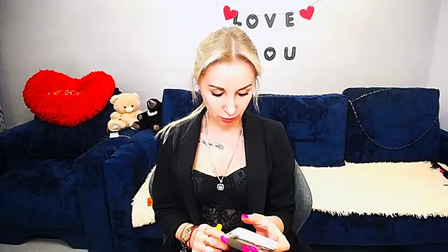 Hanna--Sweet online show from 04/05/26, 10:45