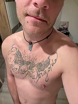 Snapshot of Manu1983el01 chatting on 02/12/26, 06:25 Manu1983el01 online show from 02/12/26, 06:25