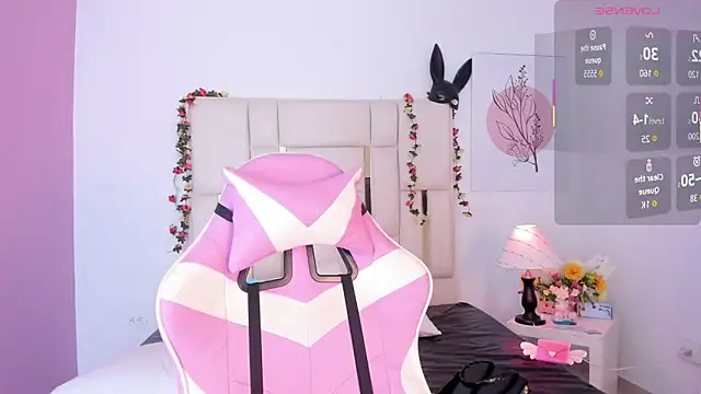 Silvanna-Casstro online show from 12/19/25, 11:39