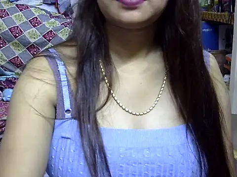Snapshot of hot-riyaaa chatting on 05/08/26, 12:32 hot-riyaaa online show from 05/08/26, 12:32