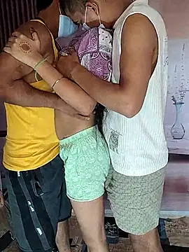 realcouple71 online show from 06/16/26, 06:27